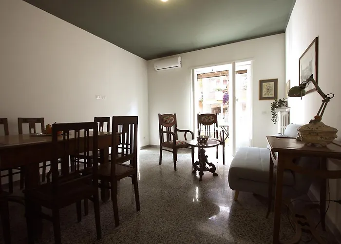 Rosetta Vatican House Apartment *